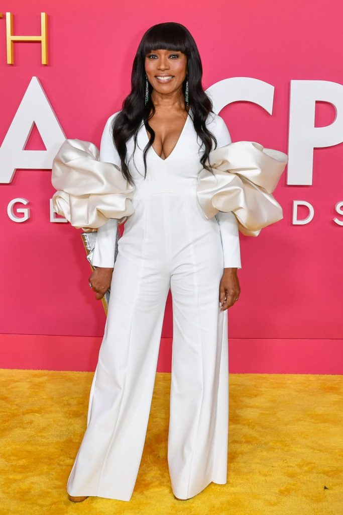 after-ariana-debose’s-bafta-rap-became-viral,-angela-bassett-reveals-that-she-contacted-the-singer