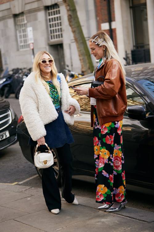 we-went-street-style-spotting-in-london-and-found-11-items-that-everyone-was-wearing