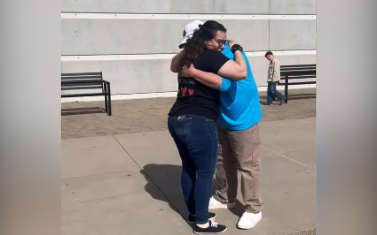 woman-meets-biological-father-after-16-year-search-and-dna-test-surprise