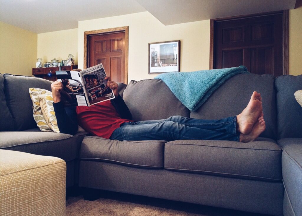 man-lies-on-the-couch-all-day-&-berates-wife-over-messy-house-until-their-mute-son-interferes-—-story-of-the-day