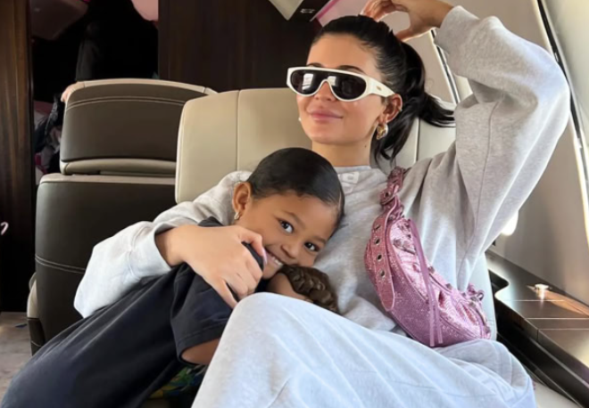 ‘baby’s-first-flight-️’-kylie-jenner-on-boards-$72m-pink-private-jet-to-fly-around-the-world-with-daughter-stormi