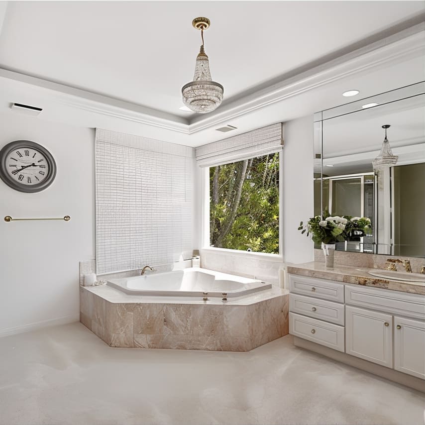 Bathroom in Morris Chestnut's California Home