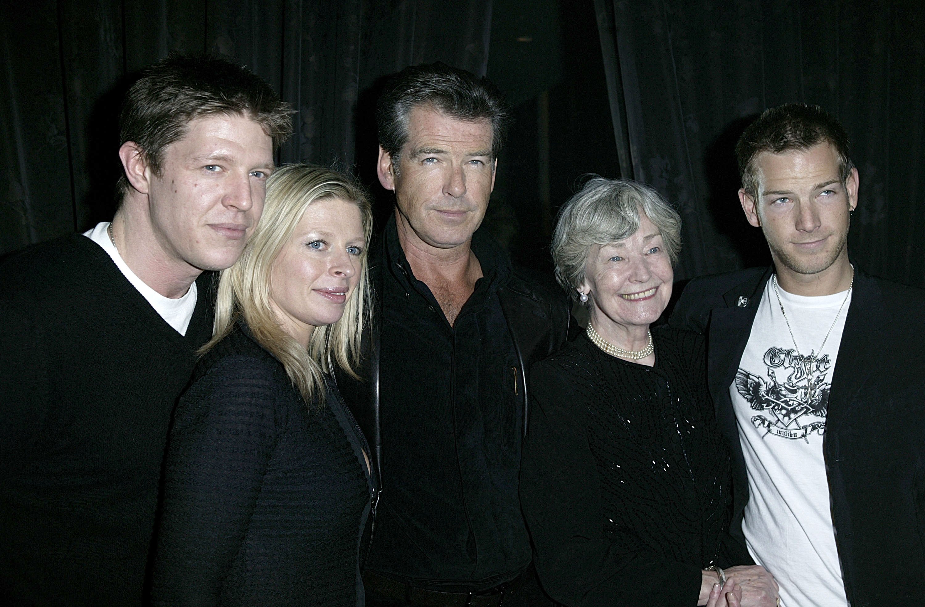 Christopher Brosnan, Charlotte Brosnan, May Smith, Pierce Brosnan, and Sean Brosnan at "The Matador" after-show party on February 21, 2006, in London, England | Source: Getty Images