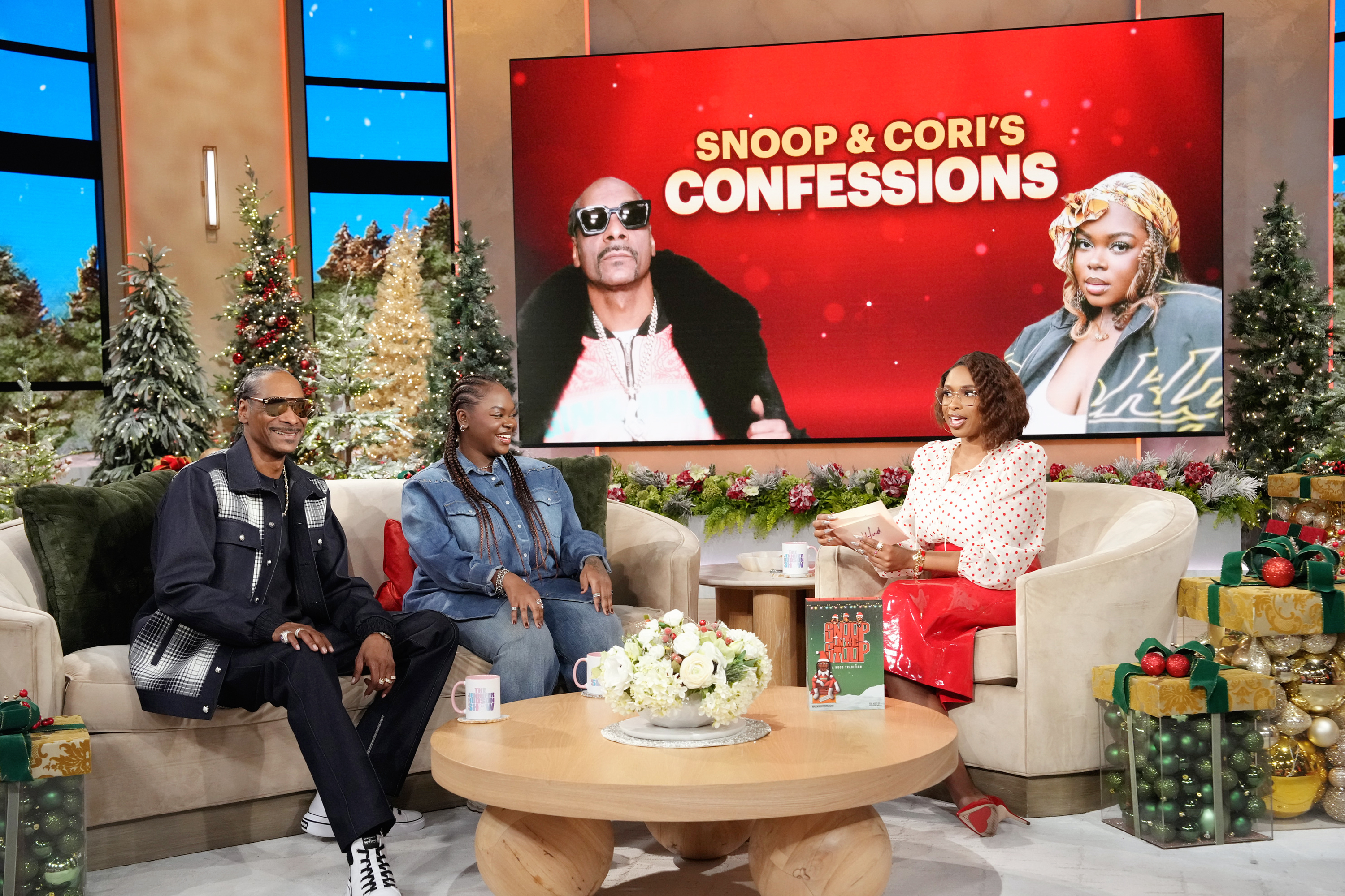 Snoop Dogg and Cori Broadus appear with Jennifer Hudson on December 2, 2024, in Burbank, California | Source: Getty Images