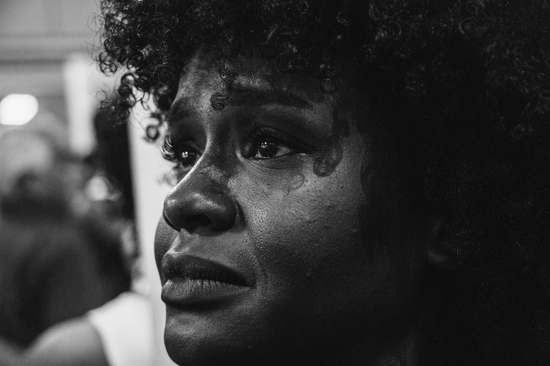 A woman crying | Source: Pexels