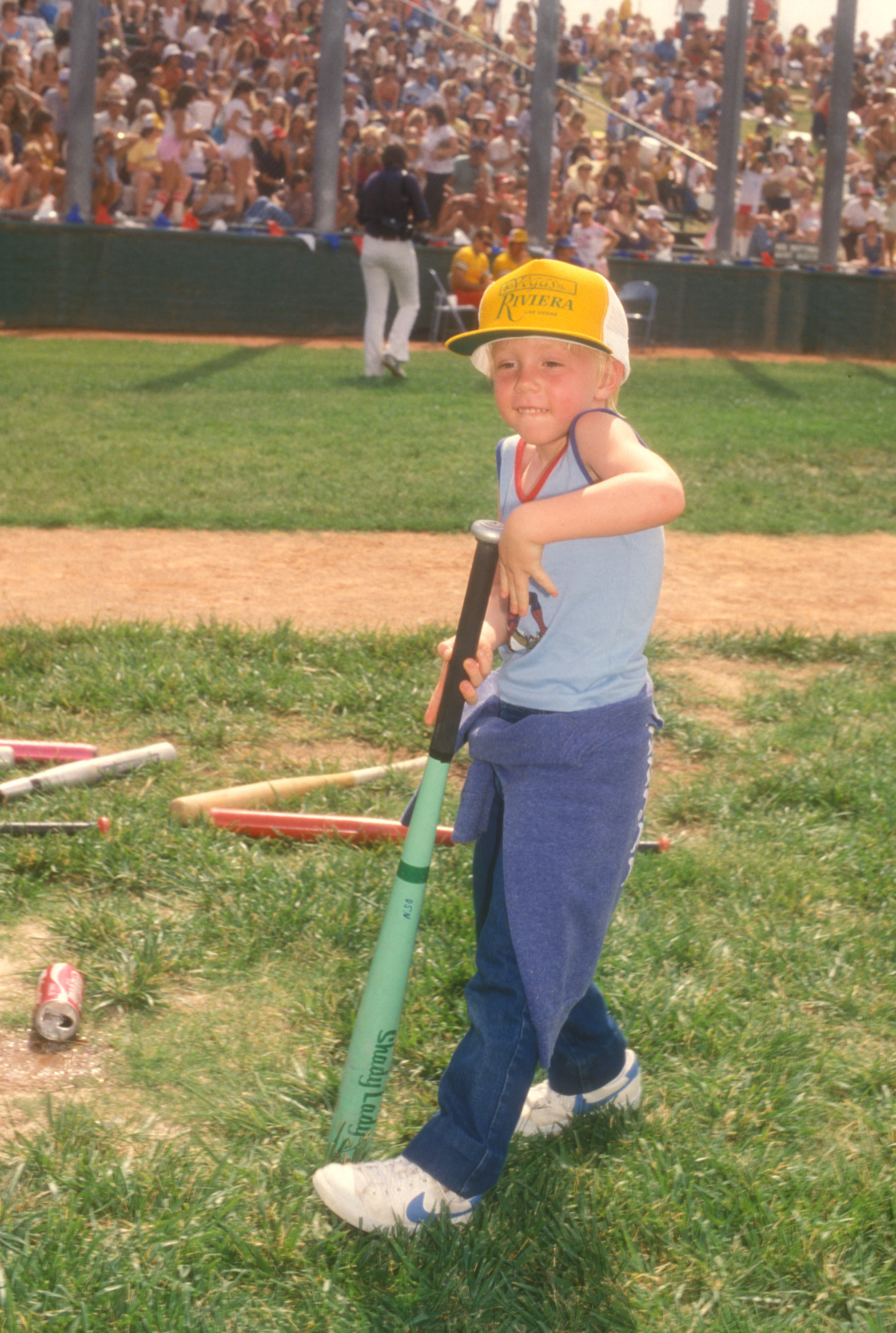 Elijah Blue Allman at the Riviera 9th annual celebrity softball game, in Las Vegas, Nevada, on May 31, 1981. | Source: Getty Images