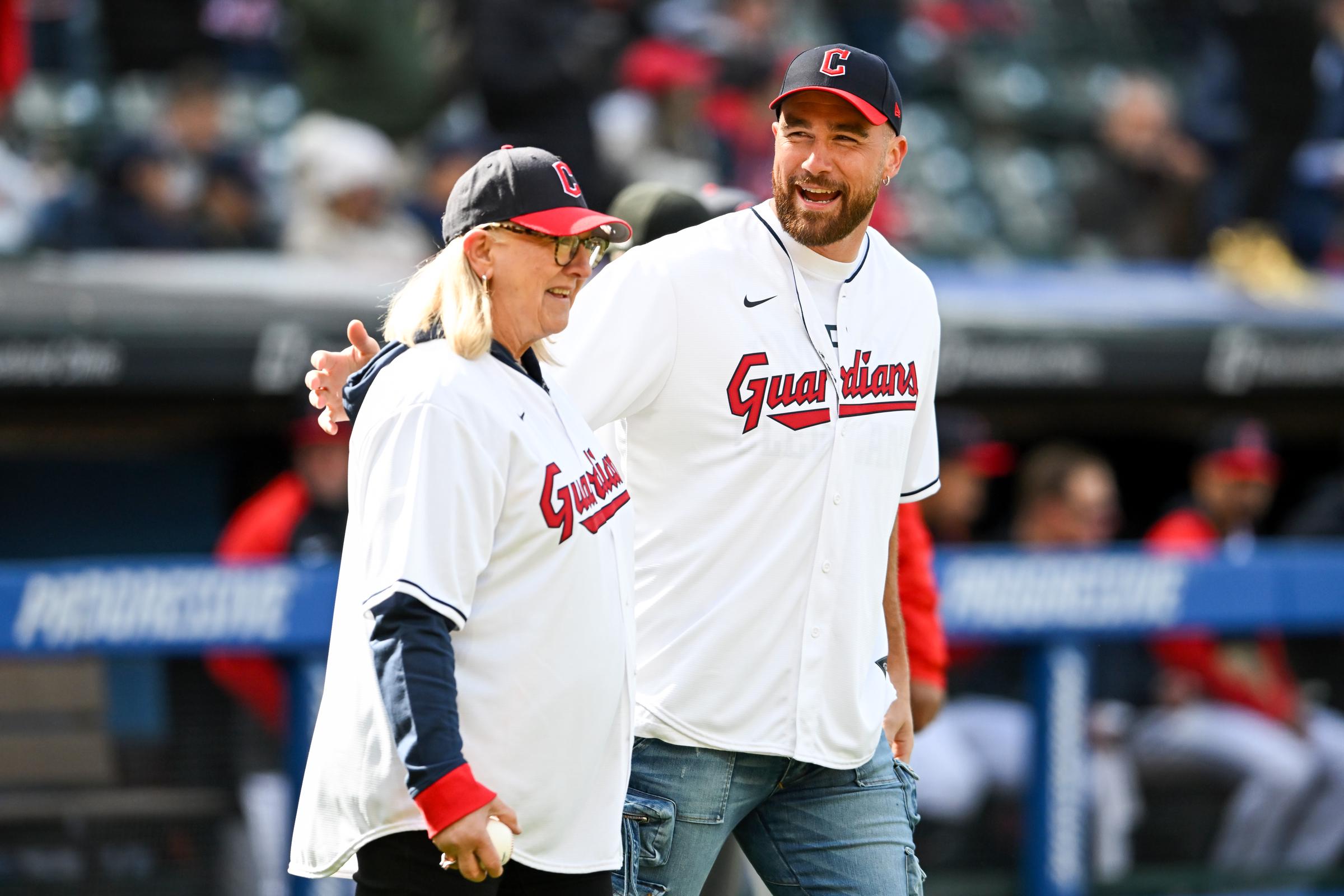 Donna and Travis Kelce prior to a game between the Seattle Mariners and the Cleveland Guardians at Progressive Field in Cleveland, Ohio, on April 7, 2023 | Source: Getty Images