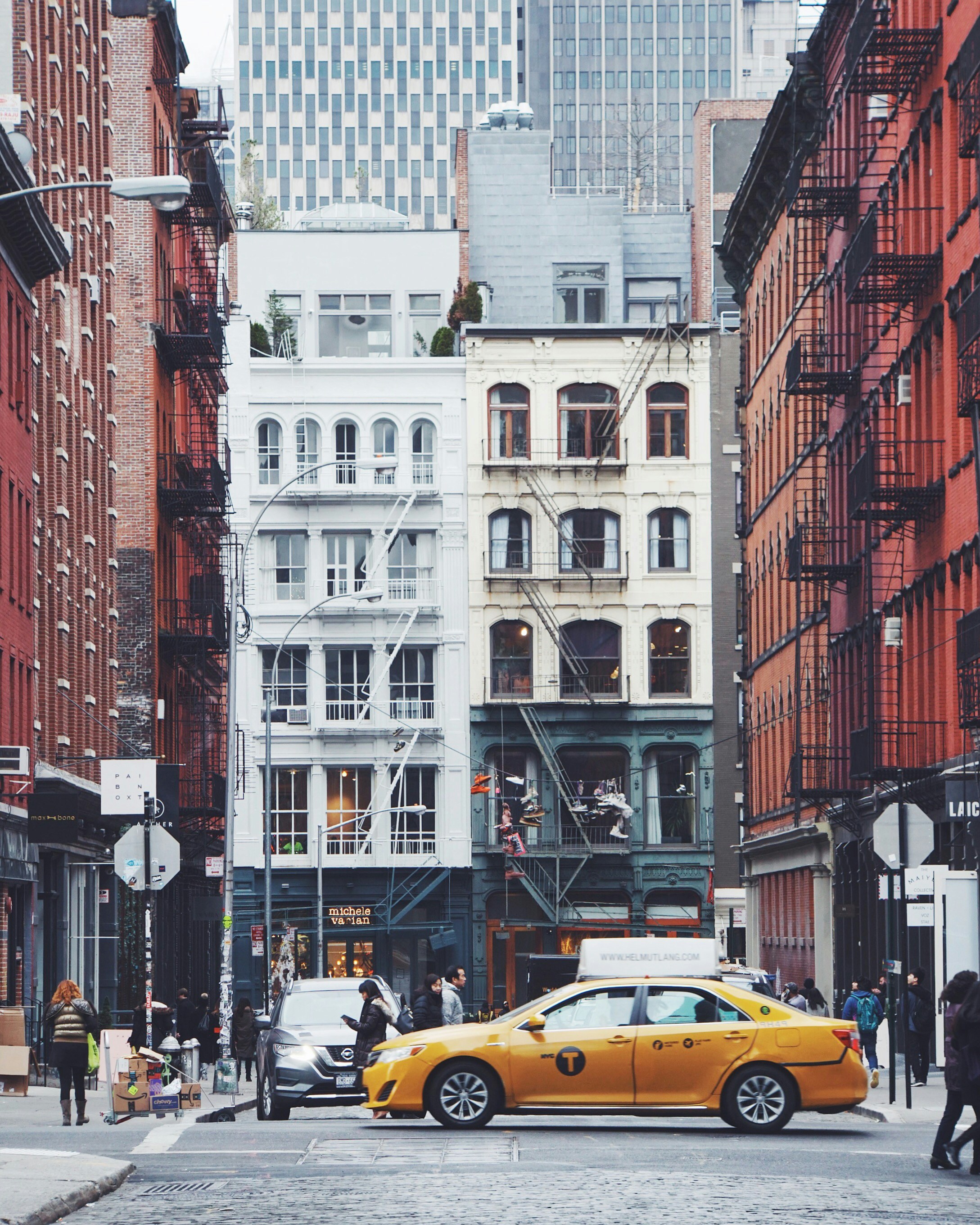 A cab on the street | Source: Unsplash