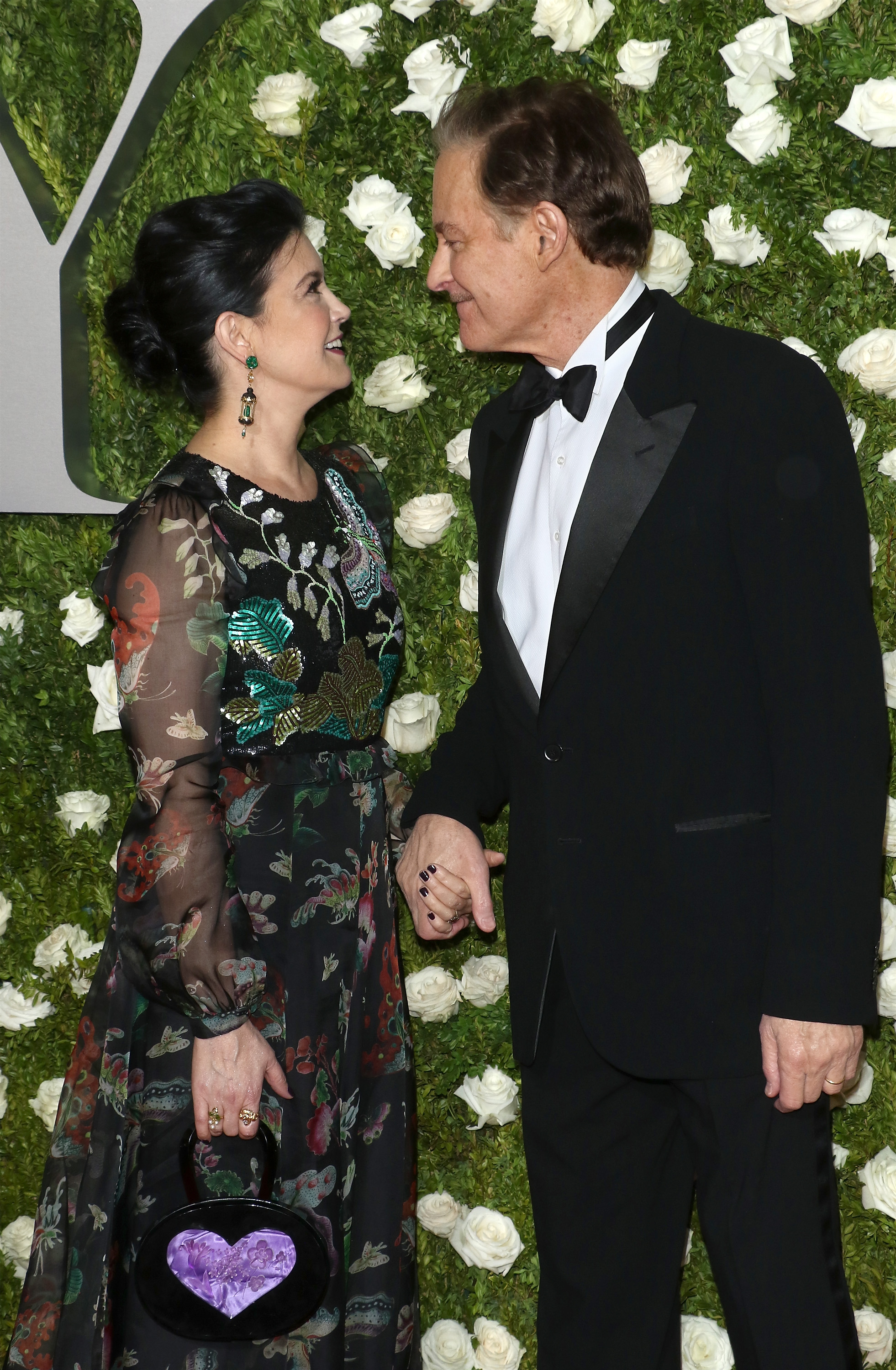 Phoebe Cates and Kevin Kline at Radio City Music Hall on June 11, 2017 in New York City | Source: Getty Images