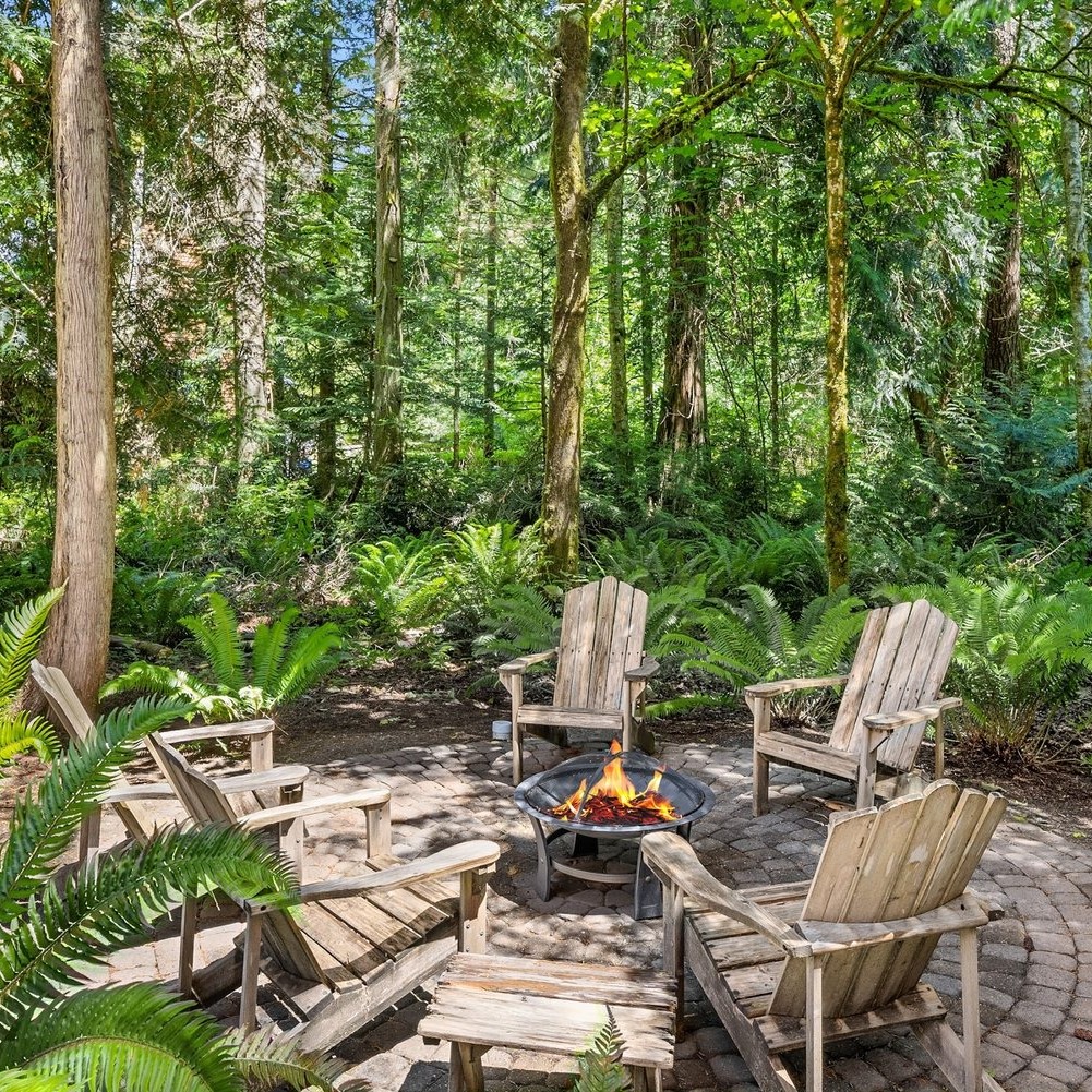 Outdoor Seating of Travis Kelce Home He Bought for Homeless Youths