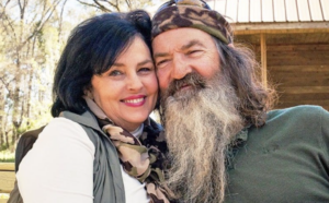 a-final-moment-of-love:-phil-robertson’s-last-photo-with-miss-kay-touches-hearts