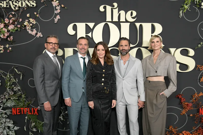 fey-&-carell’s-‘the-four-seasons’-premieres-may-1-on-netflix
